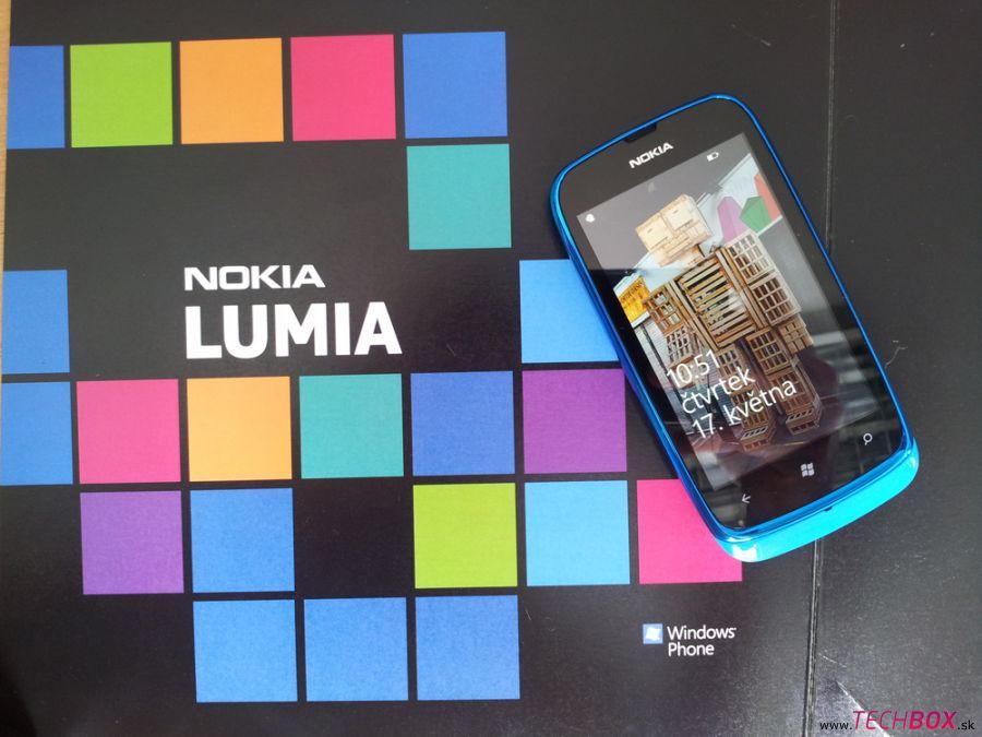 Nokia Lumia 610