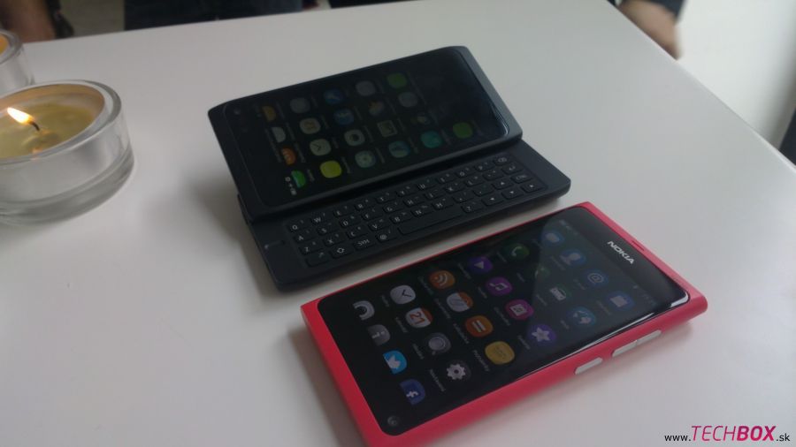 Nokia N9, N950